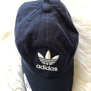 NEVER WORN ADIDAS HAT
